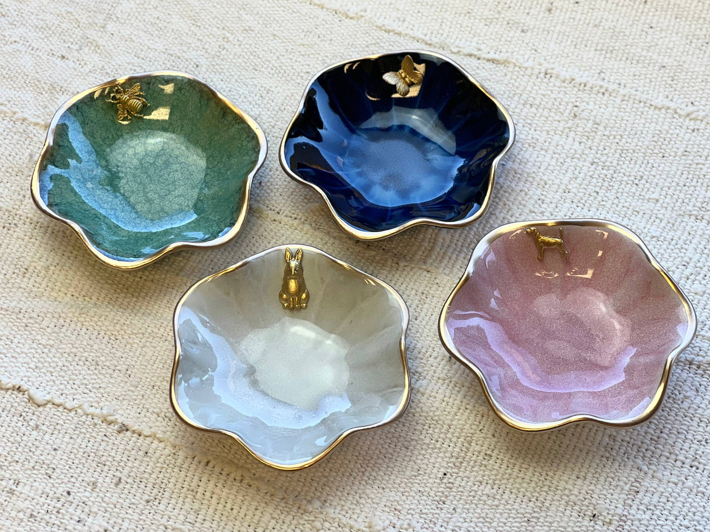 Lotus Ceramic Dish: Pink / Butterfly