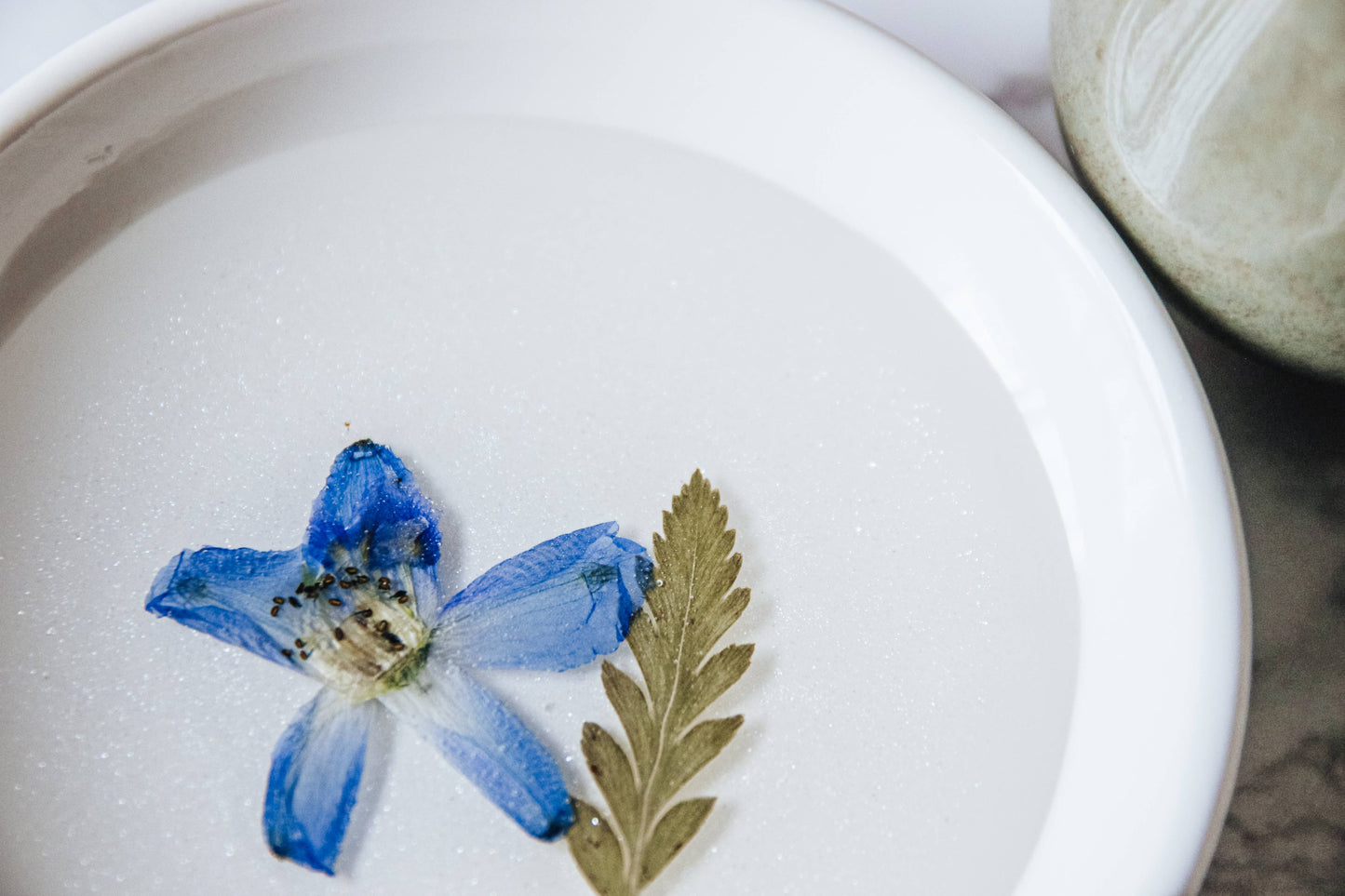 Botanical Ceramic Ring Dish/ Floral Shimmer