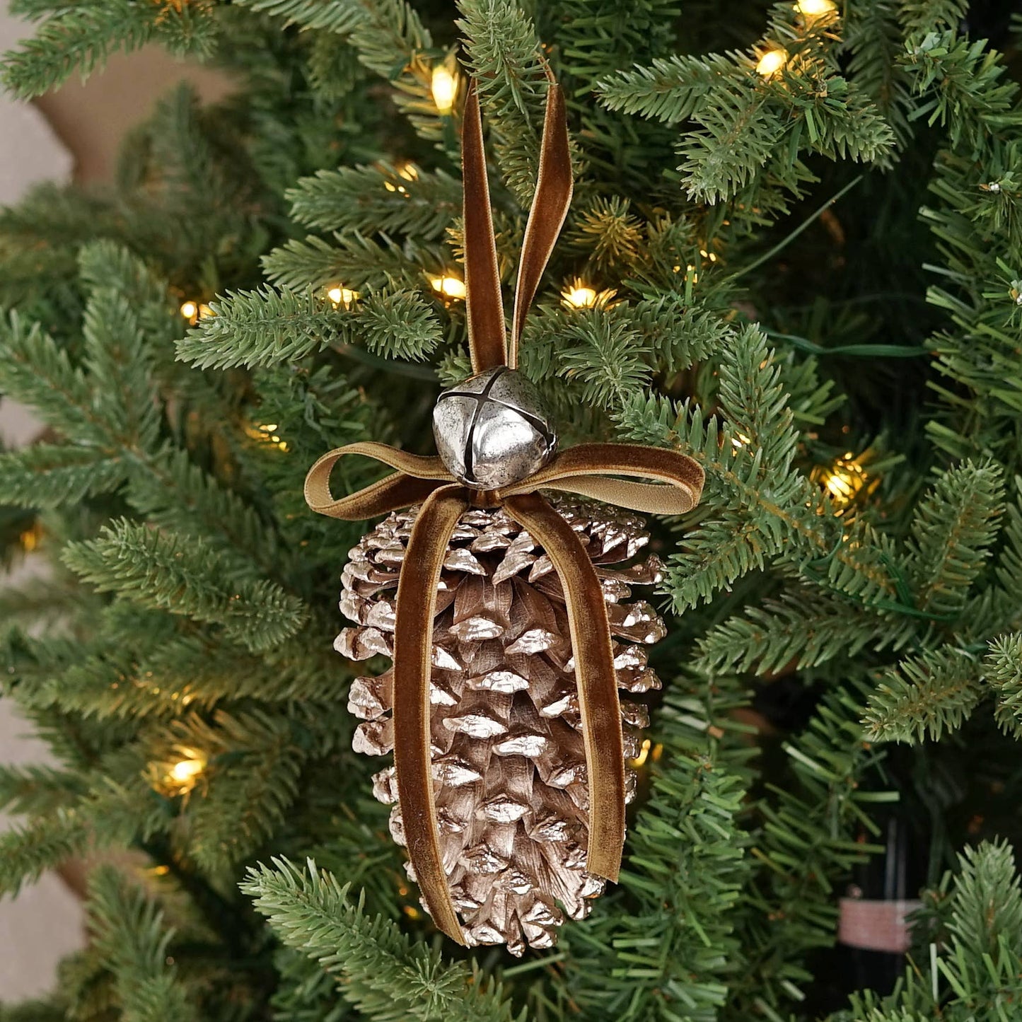 Champagne Pinecone w/ Bell Ornament