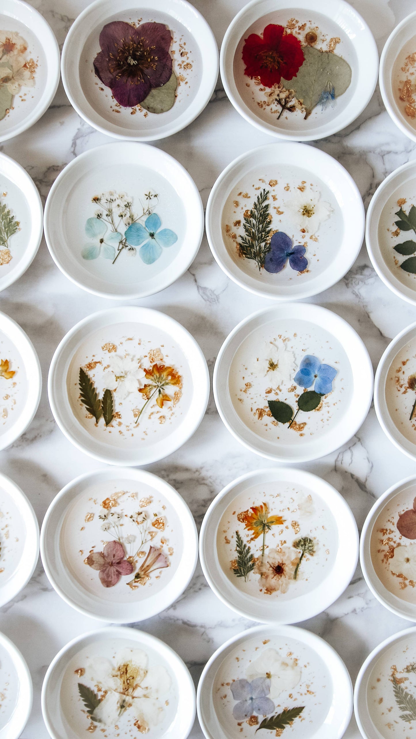 Botanical Ceramic Ring Dish/ Floral Shimmer