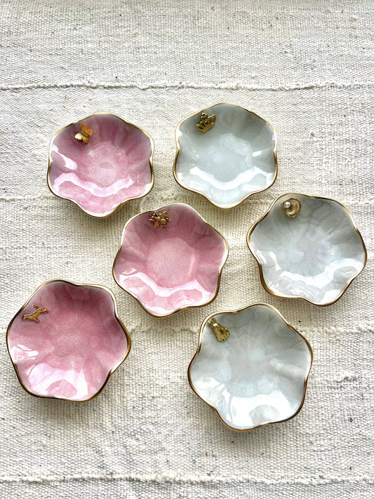Lotus Ceramic Dish: Pink / Crown