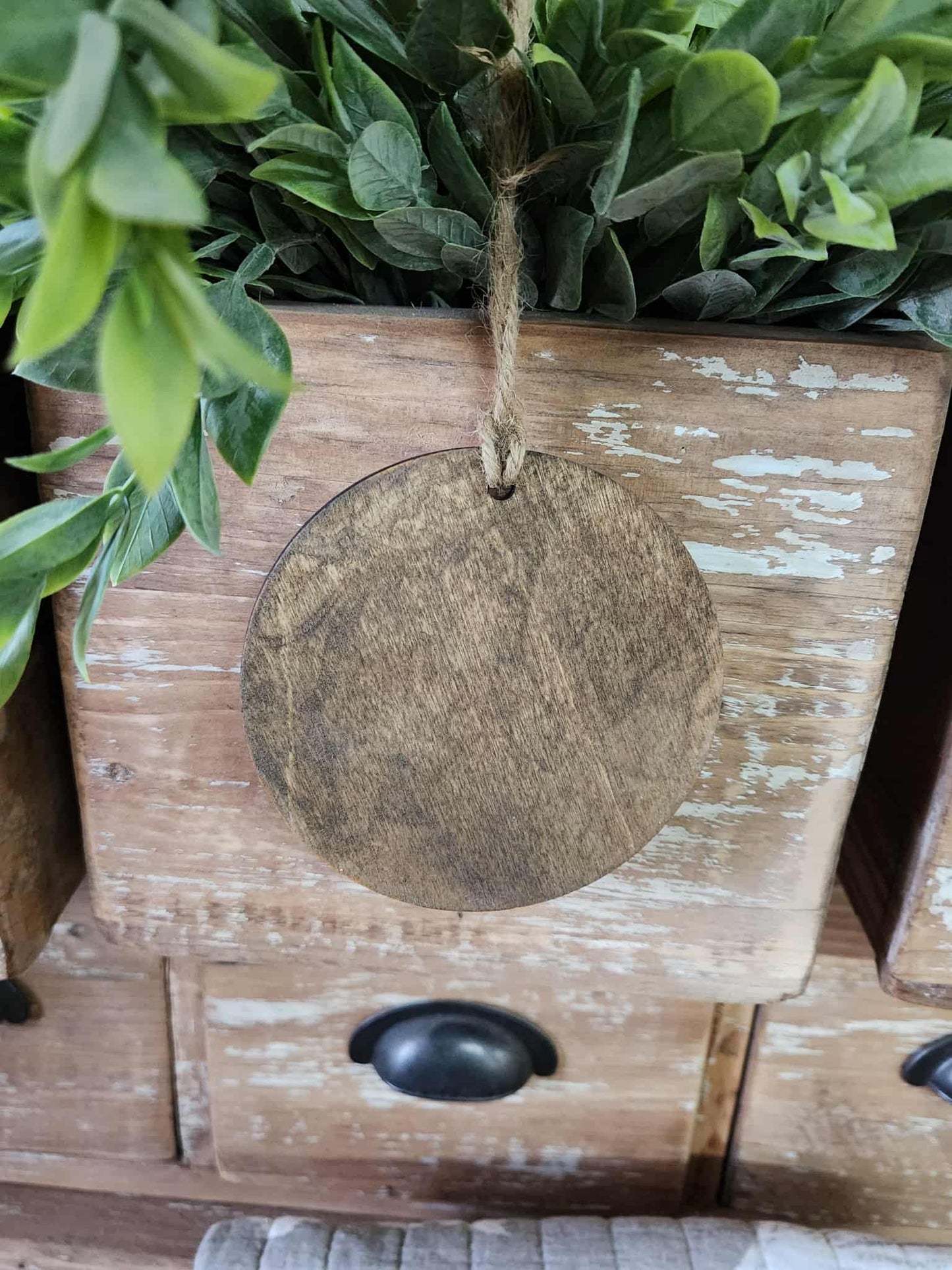 Wood Ornament Manger