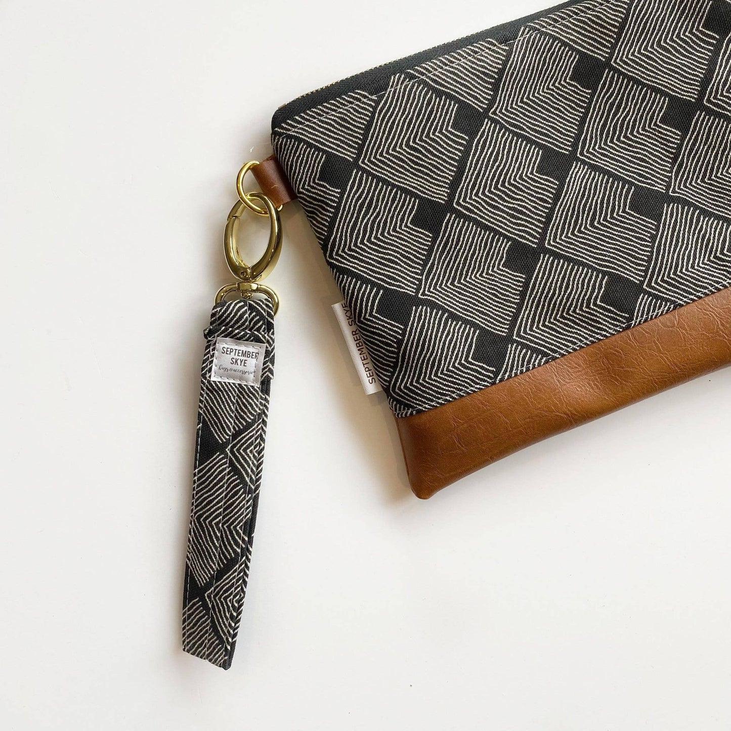 Key fob: RP Black Botanical Floral