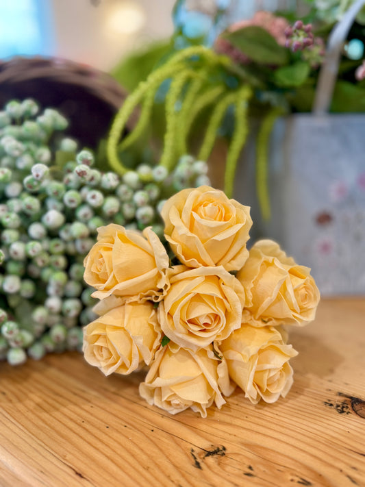 Real Touch Rose Bouquet 7 Stems - Butter Yellow
